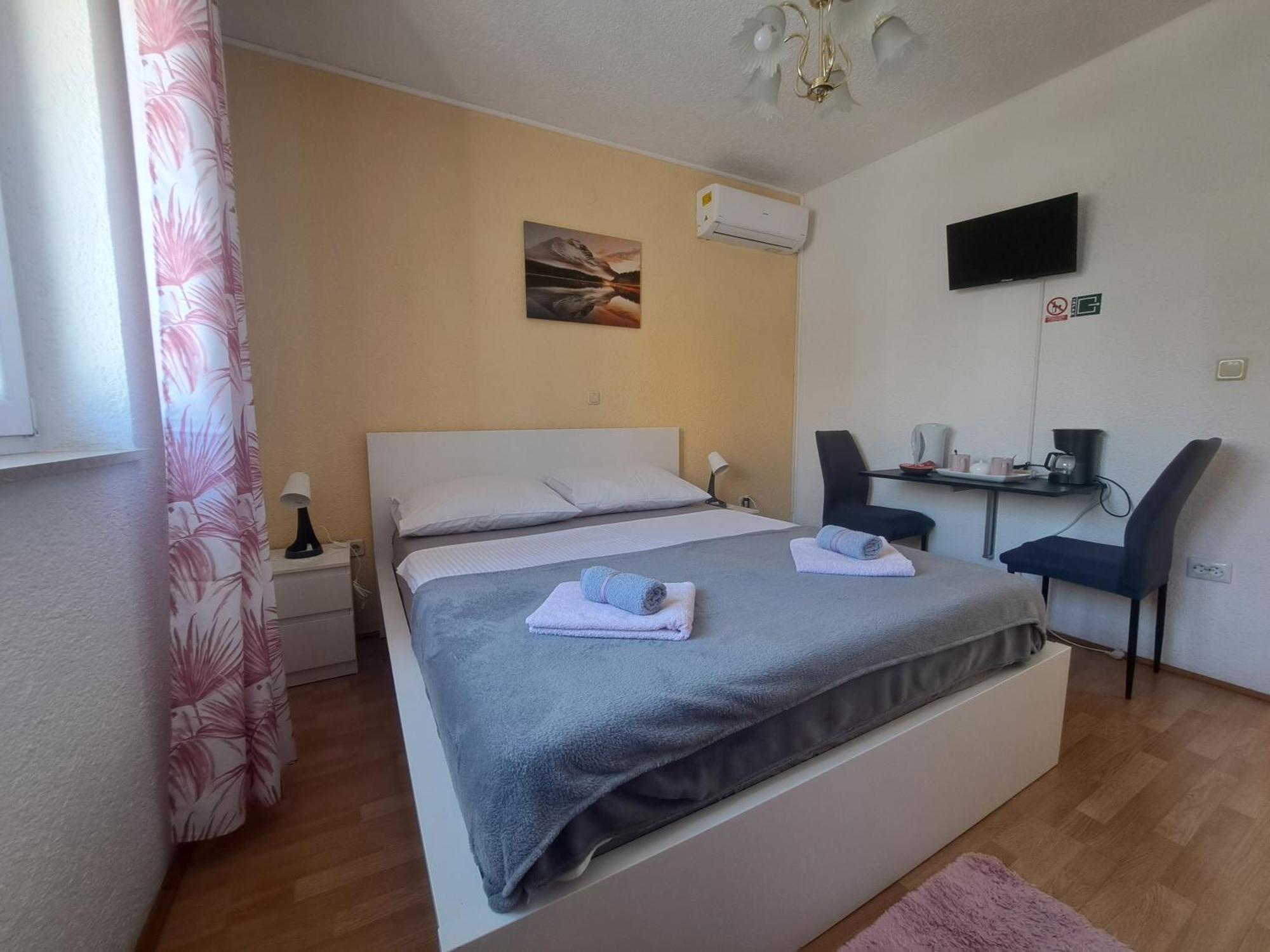 Guest House Angela Senj  Exterior photo